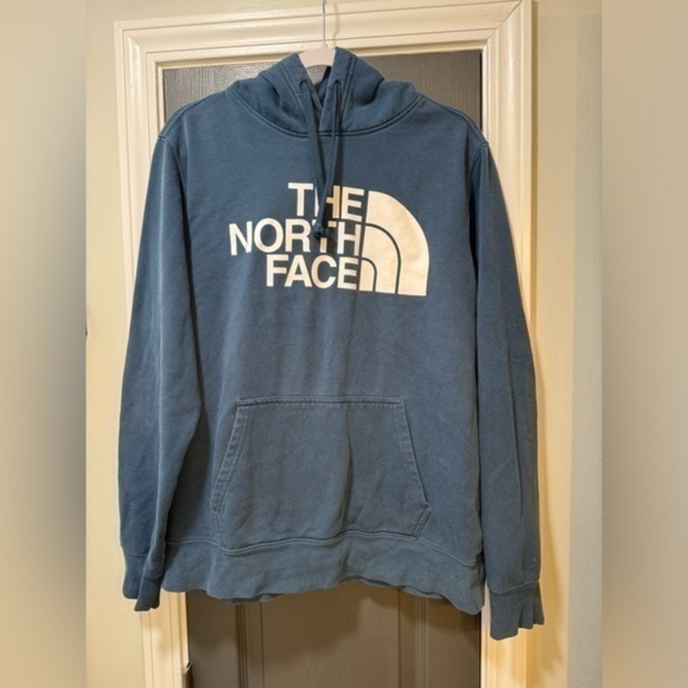 The North Face Men's M medium hoodie